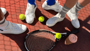 Sân tennis ảnh hưởng đến trải nghiệm chơi nhiều như thế nào?