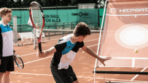 dụng cụ tập tennis tại nhà
